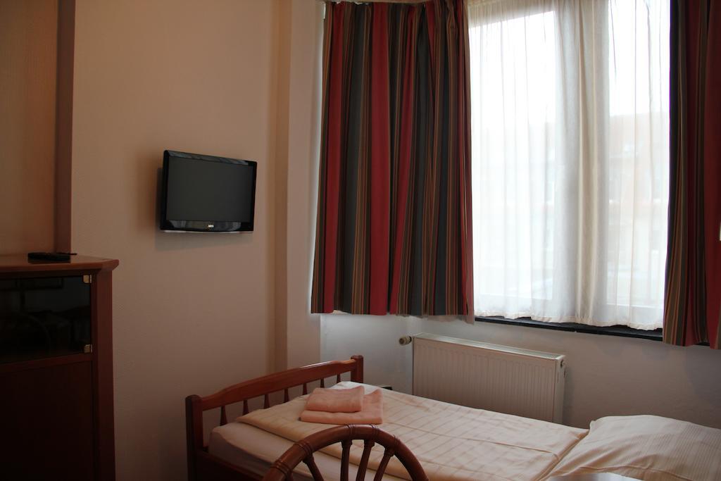 Wali'S Hotel Bielefeld Zimmer foto